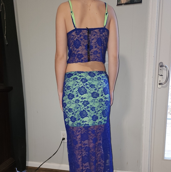 NWT Dolls Kill Gorgeous Purple, Green , Midi Crop Top Skirt Set 💜 - Picture 11 of 12